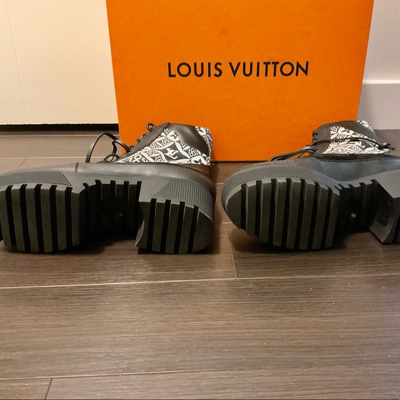 LV- size 38 - Picture 2 of 6